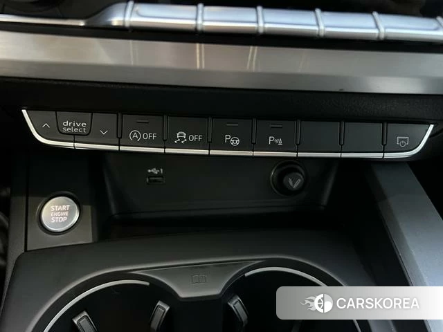 Audi A4L id 4271945 из Китая 10
