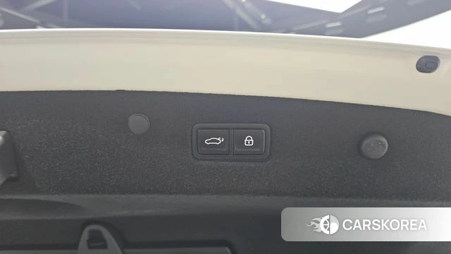 Kia The New K8 Hybrid id 4280083 из Кореи 10