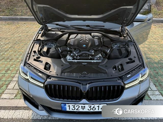 BMW 5 Series (G30) id 4211971 из Кореи 10