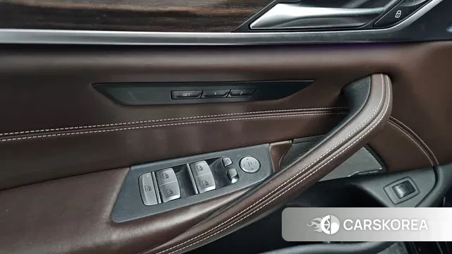 BMW 5 Series (G30) id 3772200 из Кореи 10