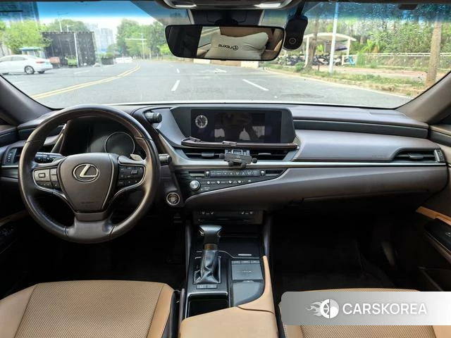 Lexus ES id 4261570 из Китая 10