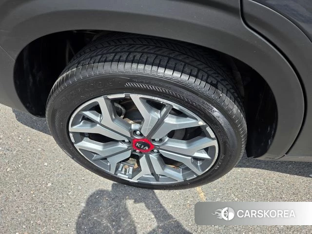 Kia Seltos id 4667145 из Кореи 10