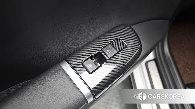 Hyundai Grandeur (GN7) id 3212486 из Кореи 10