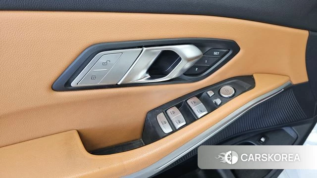 BMW 3 Series (G20) id 4494871 из Кореи 10