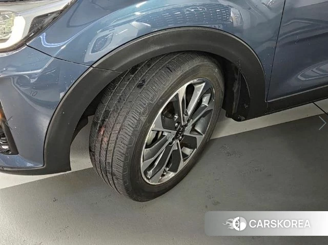 Kia Stonic id 4255228 из Кореи 10