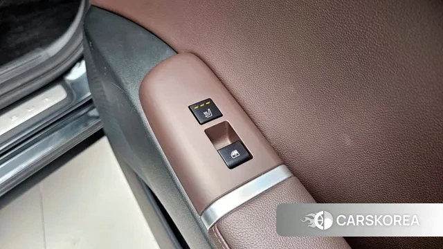 Hyundai Grandeur (GN7) id 3739855 из Кореи 10