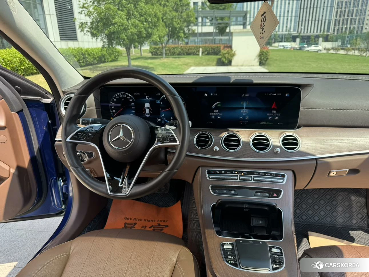 Mercedes-Benz E-class id 4405854 из Китая 10