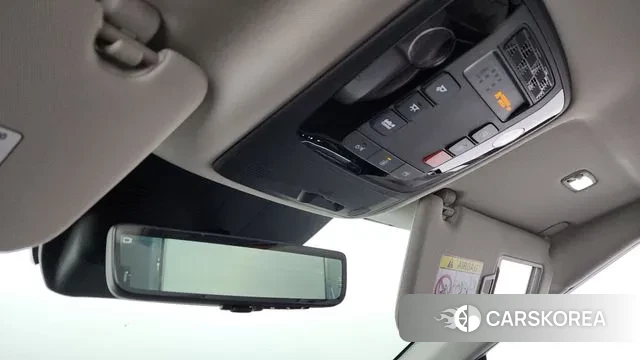 Kia The New Carnival 4th Generation id 3436990 из Кореи 10