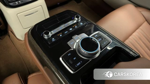 Genesis G90 id 3954389 из Кореи 10