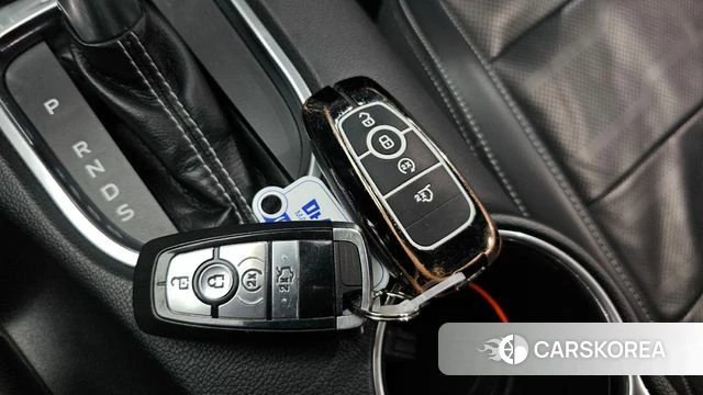 Ford Mustang id 3893839 из Кореи 10