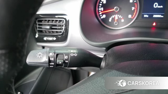 Kia Stonic id 3820542 из Кореи 10