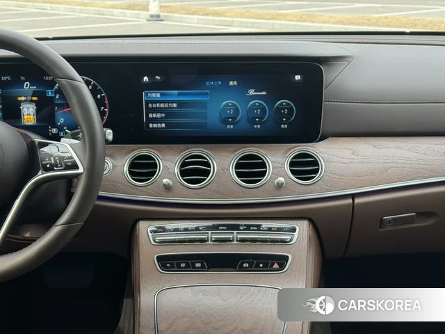 Mercedes-Benz E-class id 4260368 из Китая 10