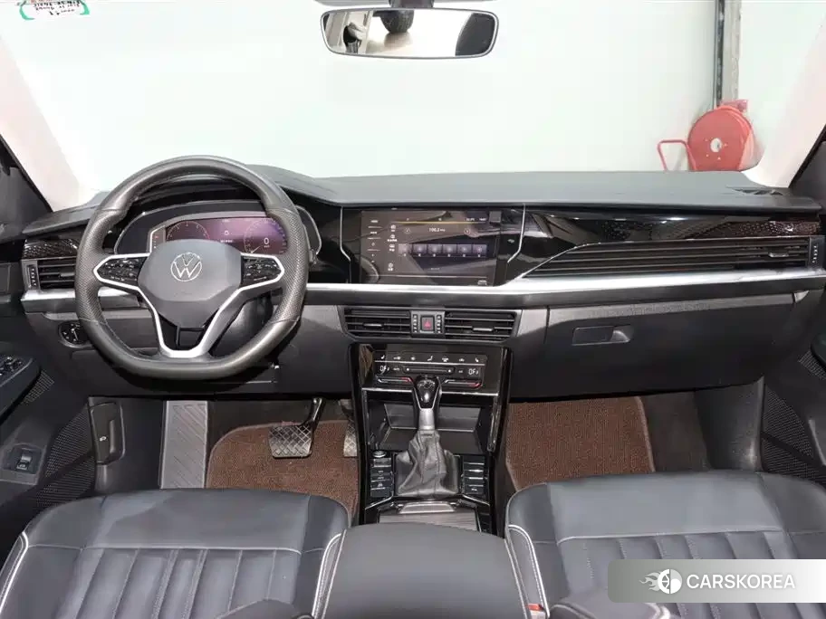Volkswagen Passat id 4515376 из Китая 10
