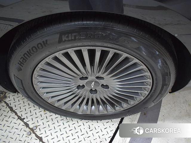 Genesis G90 id 3833780 из Кореи 10