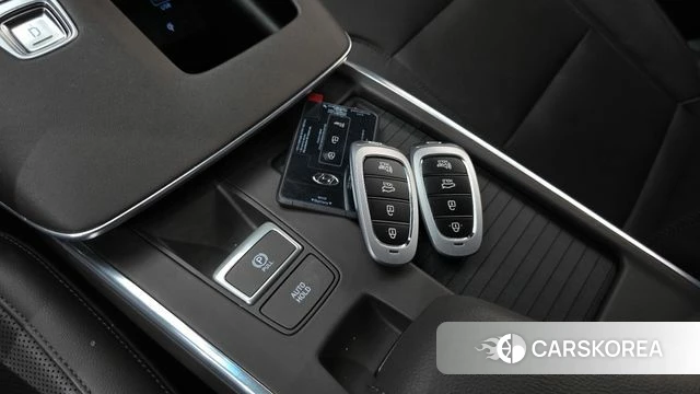 Hyundai The New Grandeur IG Hybrid id 4651694 из Кореи 10