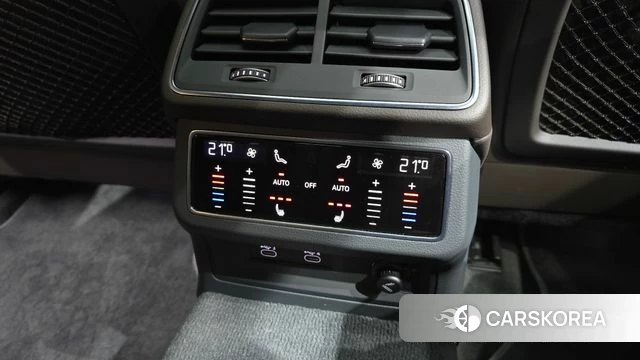 Audi A7 (4K) id 3910783 из Кореи 10