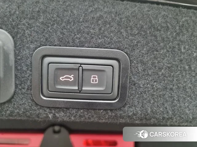 Audi New A6 id 3397054 из Кореи 10