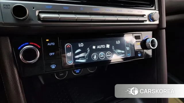 Genesis The New G70 id 2979099 из Кореи 10