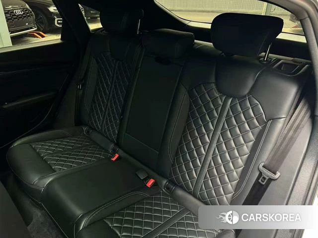 Audi Q5L Sportback id 4213848 из Китая 10