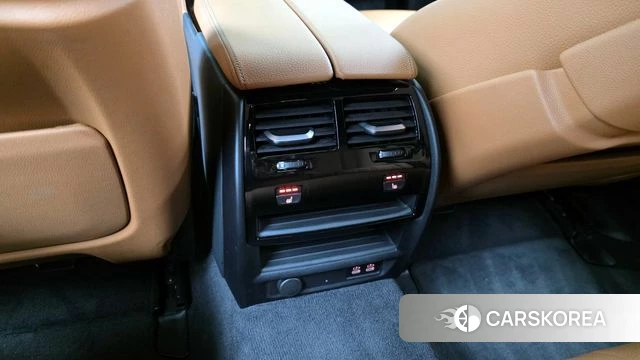 BMW 5 Series (G30) id 3818481 из Кореи 10