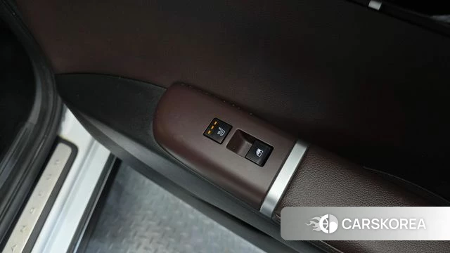 Hyundai Grandeur (GN7) id 3811708 из Кореи 10