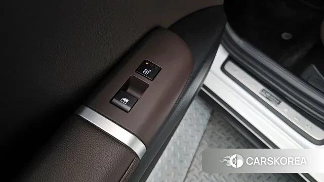 Hyundai Grandeur Hybrid (GN7) id 3347284 из Кореи 10