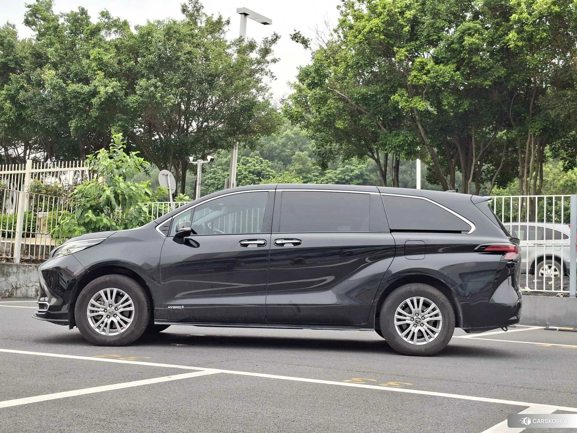 Toyota Saina id 4504928 из Китая 10