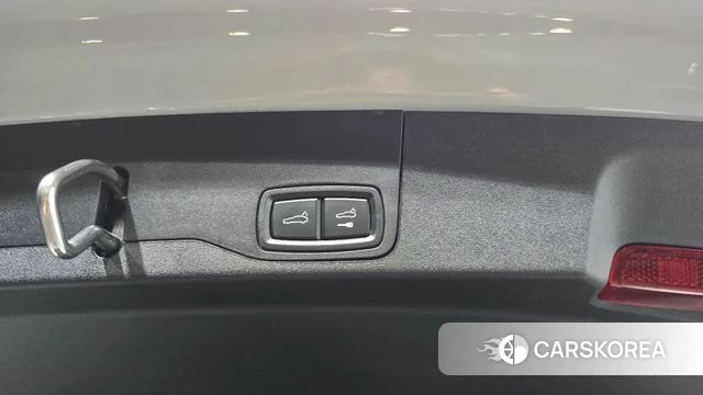 Porsche Taycan id 4591432 из Кореи 10