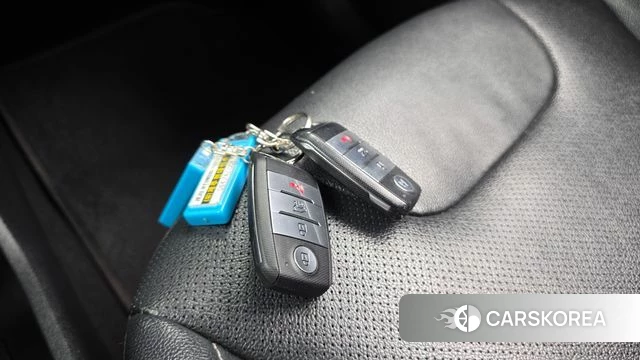 Kia Niro EV id 4780473 из Кореи 10