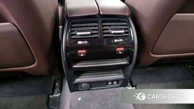 BMW 5 Series (G30) id 3282837 из Кореи 10