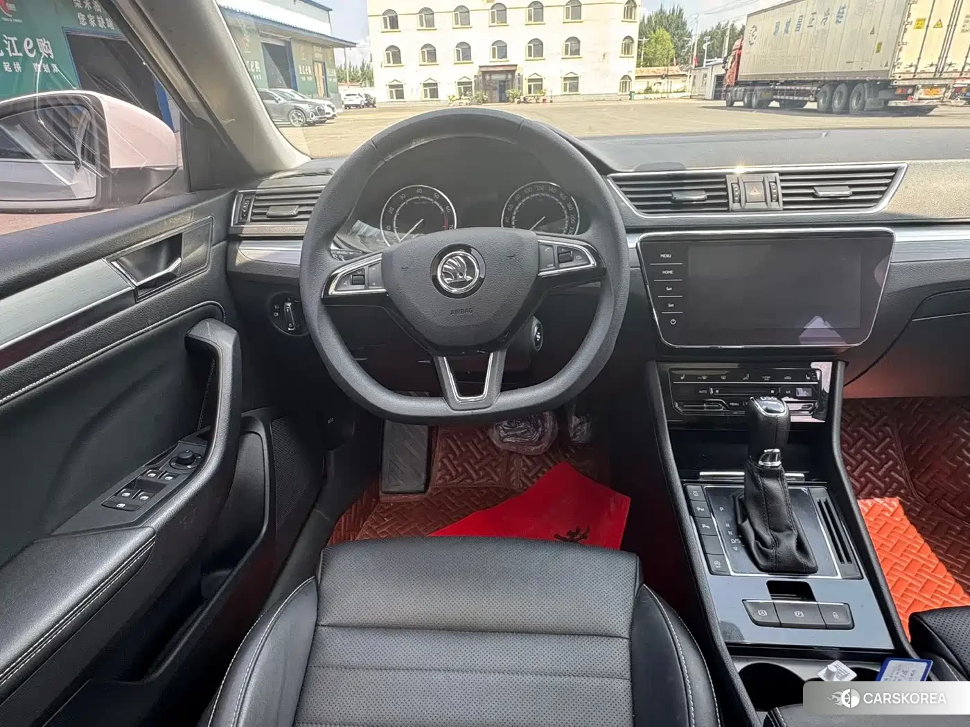 Skoda Superb id 4629578 из Китая 10
