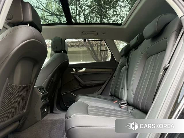 Audi Q5L id 4260808 из Китая 10