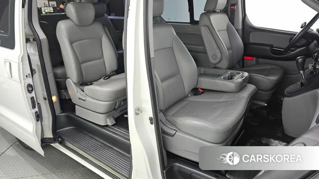 Hyundai The New Grand Starex id 4465676 из Кореи 10