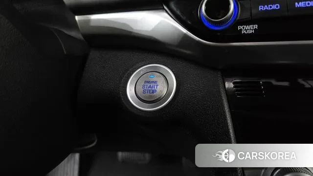 Hyundai The New Avante AD id 3563160 из Кореи 10