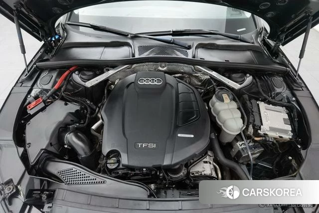 Audi A4L id 4273015 из Китая 10