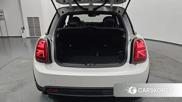 Mini Cooper Electric id 3684936 из Кореи 10