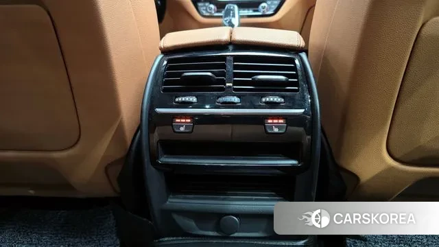 BMW 5 Series (G30) id 3284935 из Кореи 10