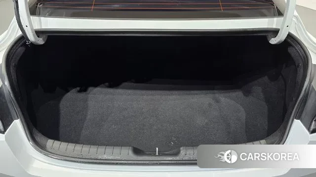 Hyundai Avante (CN7) id 3566286 из Кореи 10