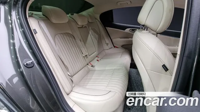 Genesis The New G70 id 2683420 из Кореи 10