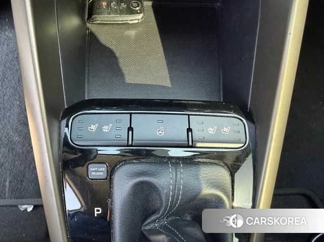 Kia Stonic id 4339661 из Кореи 10