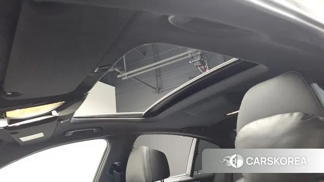 BMW 5 Series (G30) id 3366379 из Кореи 10