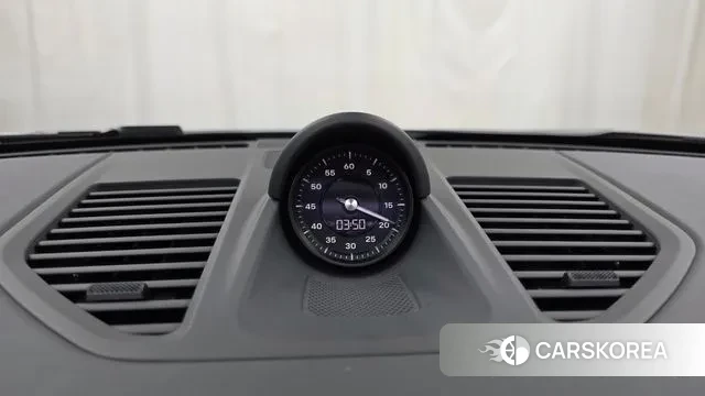 Porsche 911(992) id 3653910 из Кореи 10