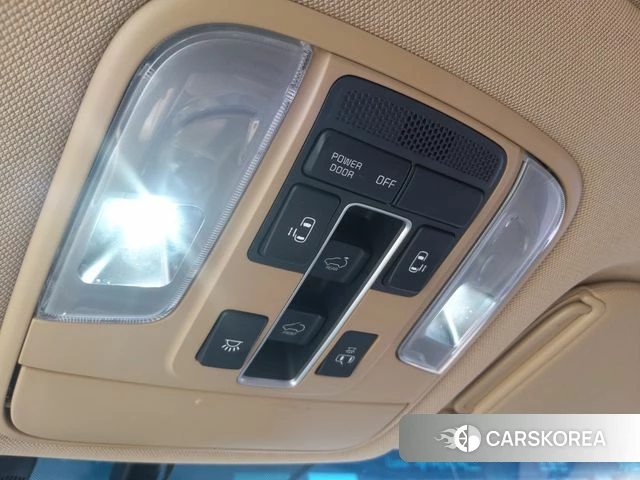 Kia The New Carnival id 4448067 из Кореи 10