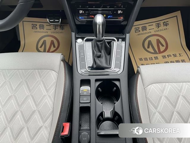 Volkswagen Magotan id 4216837 из Китая 10