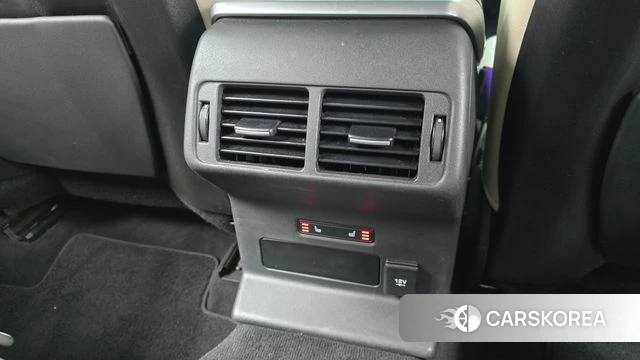 Land Rover Range Rover Velar id 3844617 из Кореи 10