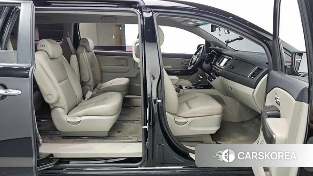 Kia The New Carnival id 4304622 из Кореи 10