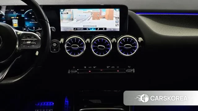 Mercedes-Benz GLA - Class H247 id 3301980 из Кореи 10