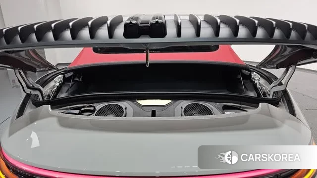 Porsche 911(992) id 3120088 из Кореи 10