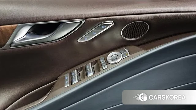 Genesis G80 (RG3) id 3752625 из Кореи 10