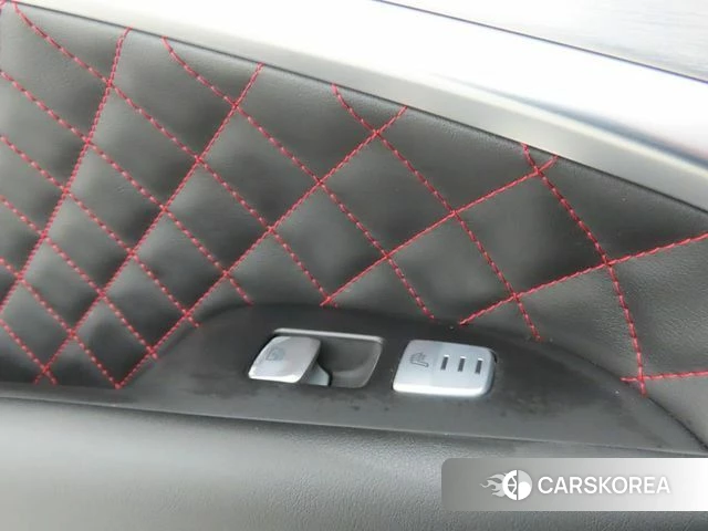 Genesis G70 id 3834216 из Кореи 10